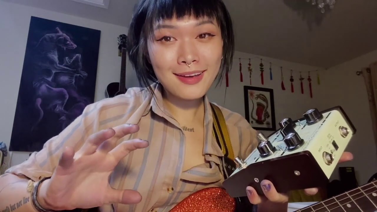 Ibanez ES3 Echo Shifter featuring Yvette Young - YouTube