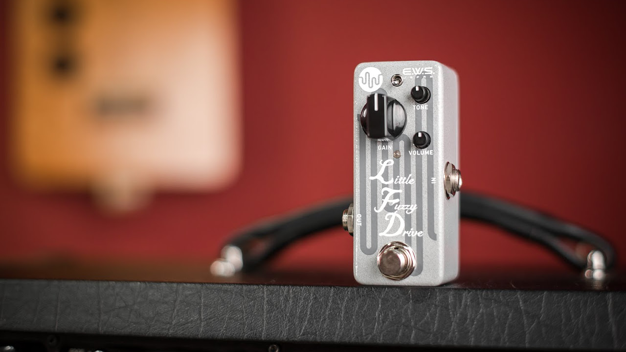 E.W.S. Little Fuzzy Drive Distortion/Fuzz - DEMO - YouTube