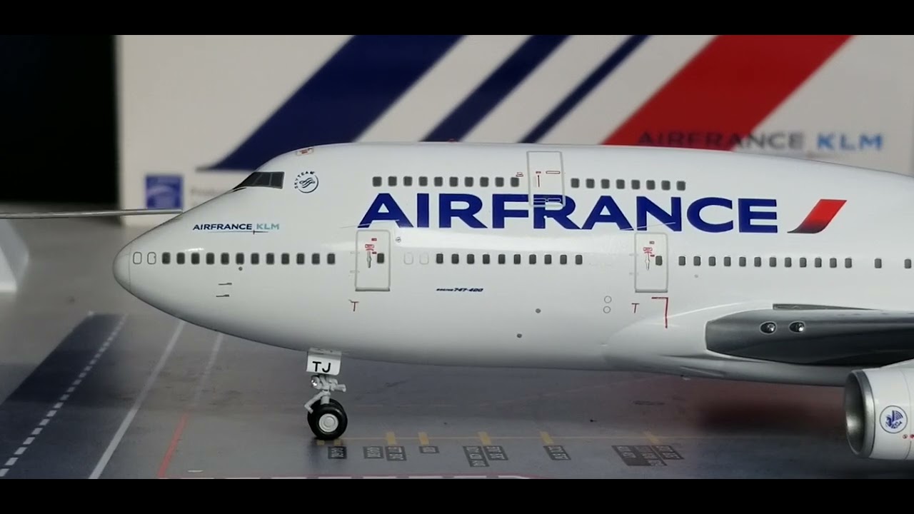 JC Wings 200 Air France B747-400 (The Commemorative Last Air