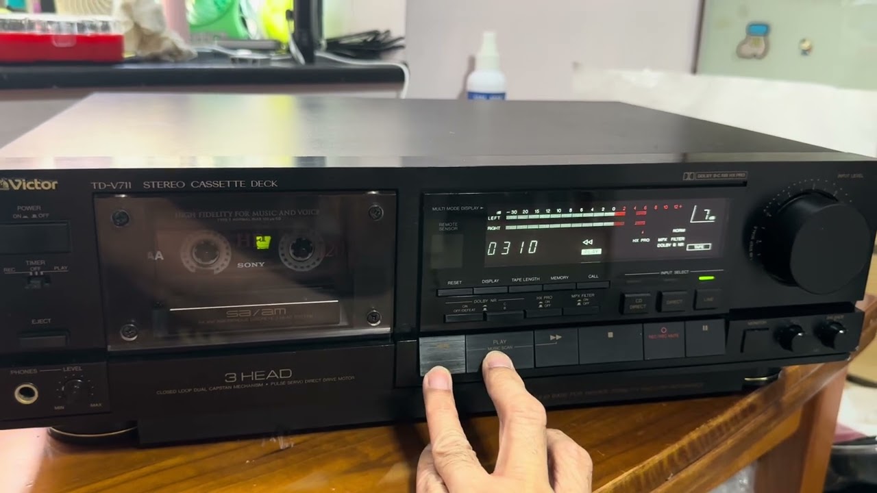Victor TD-V711 - YouTube
