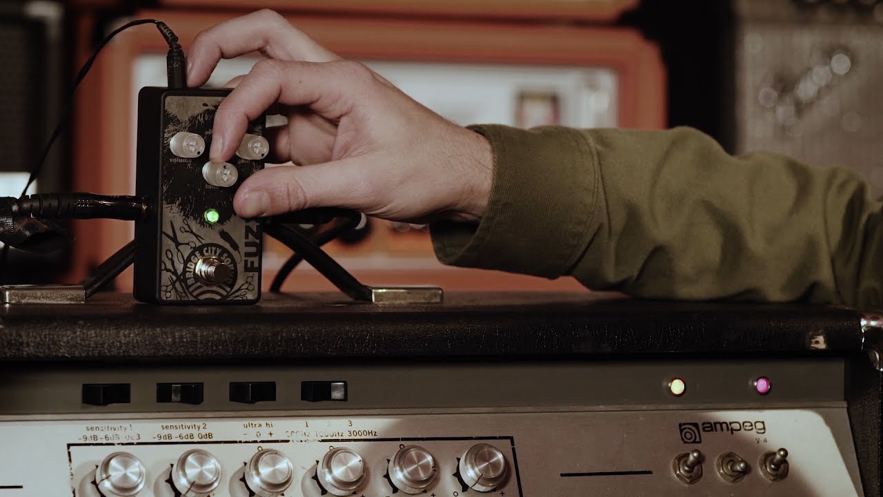 Abominable Electronics Sunnbather DI pedal demo - DV EP01 - YouTube