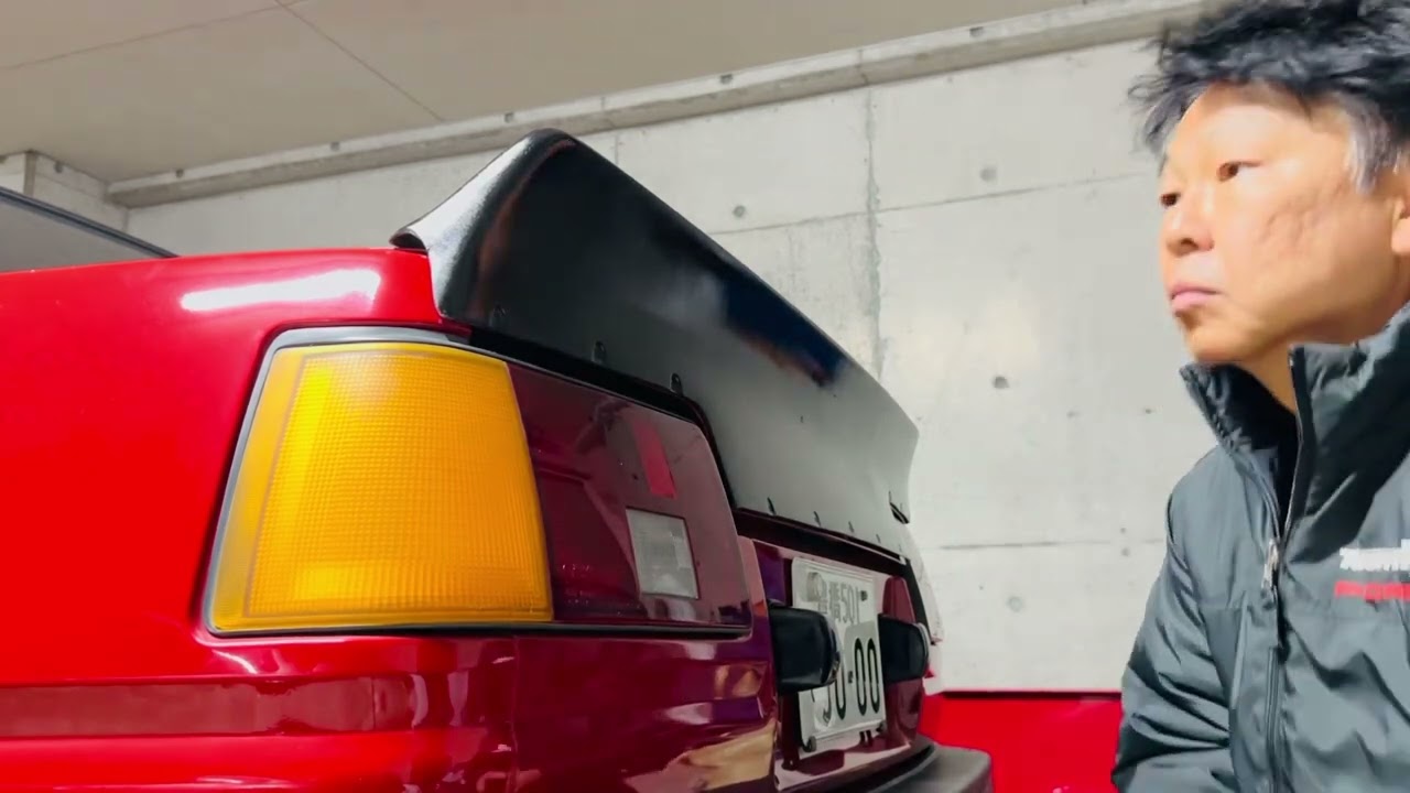 AE86 リアスポイラー 取付方法 ae86 2ドア用純正リアスポイラー
