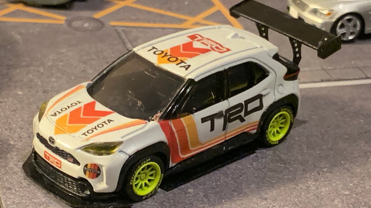 ホットウィールカスタム トヨタ GR86 ドリ車☆赤紫☆深リム☆トミカ改造