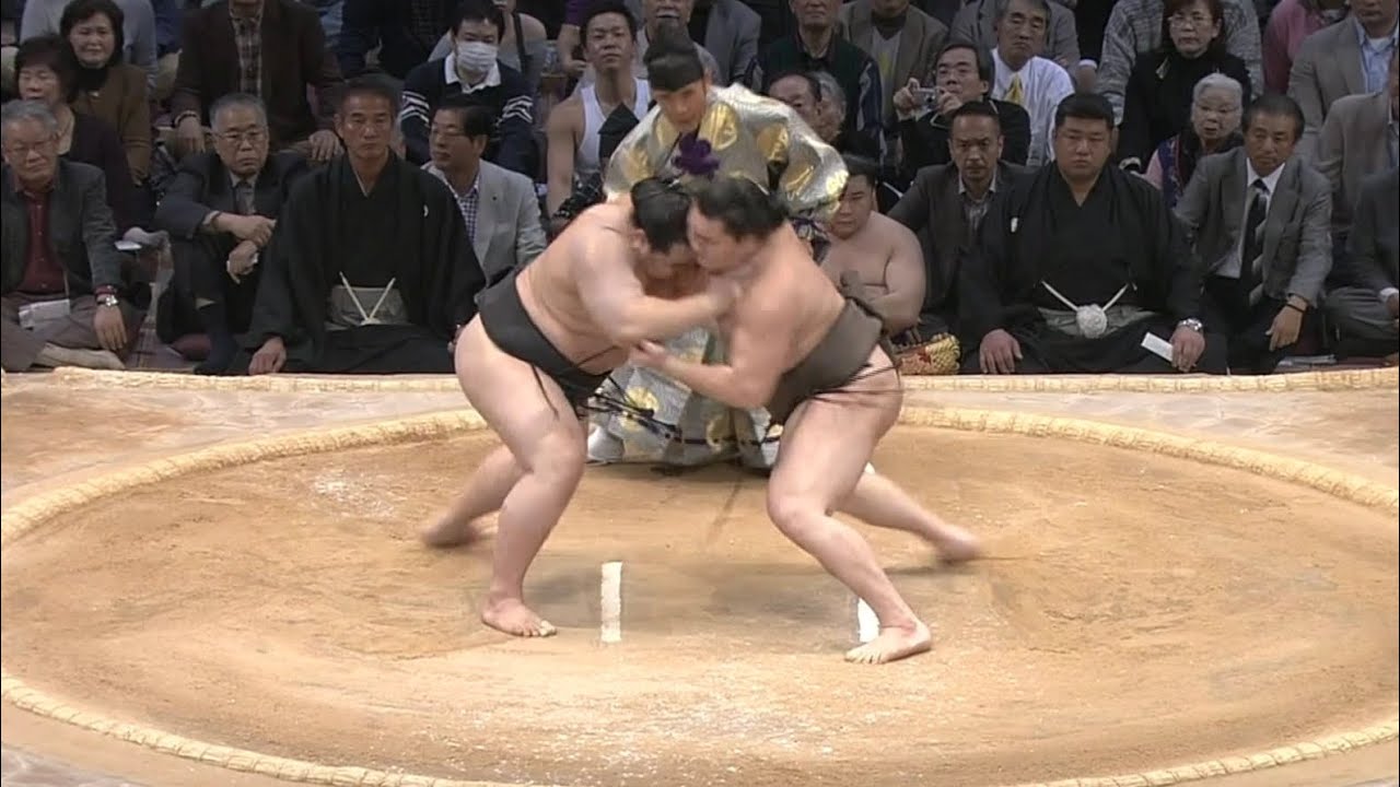 朝青龍 vs 白鵬 高画質ver - YouTube