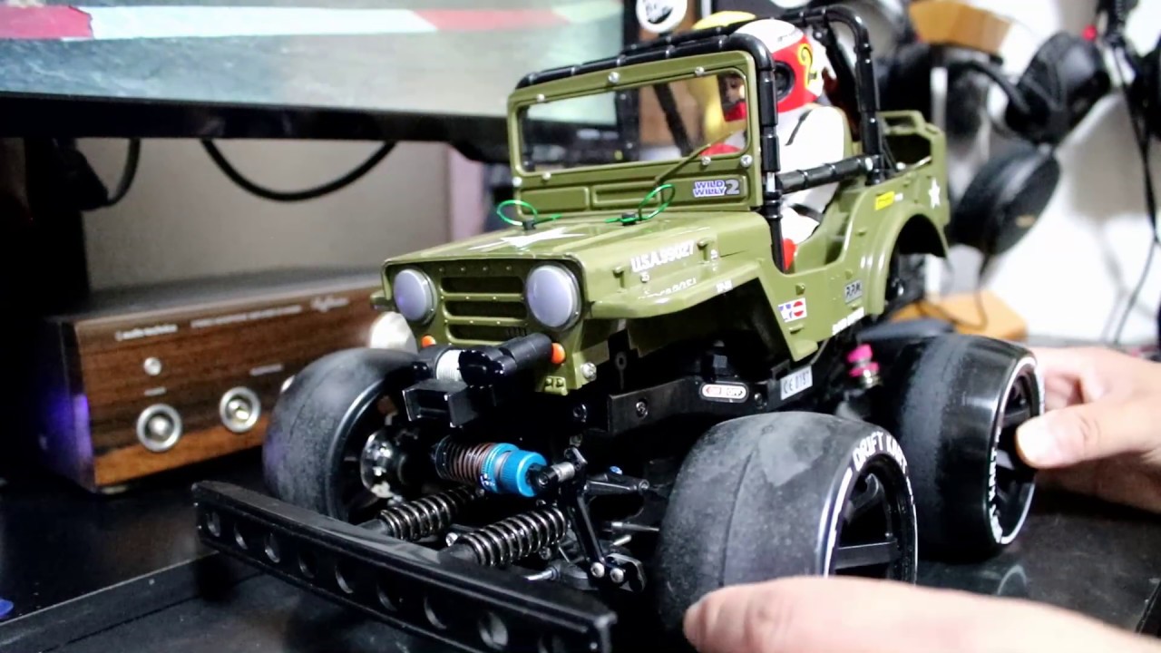 Drifting with the TAMIYA WR-02 Wild Willy 2: Explaining 2WD drift