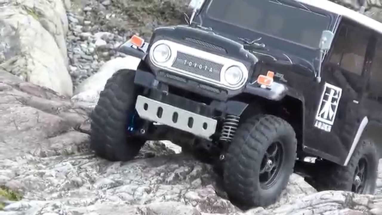 TAMIYA CC 01 land cruiser 40 RC - YouTube