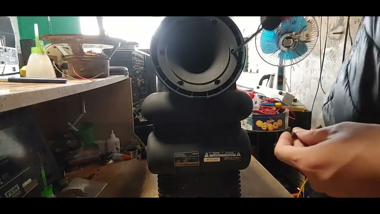 sub Kenwood sw 500. inside - YouTube