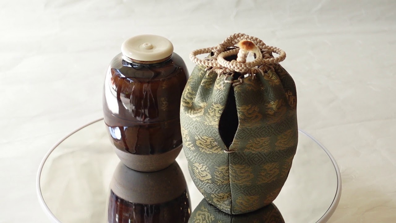 草山作 肩衝茶入れ