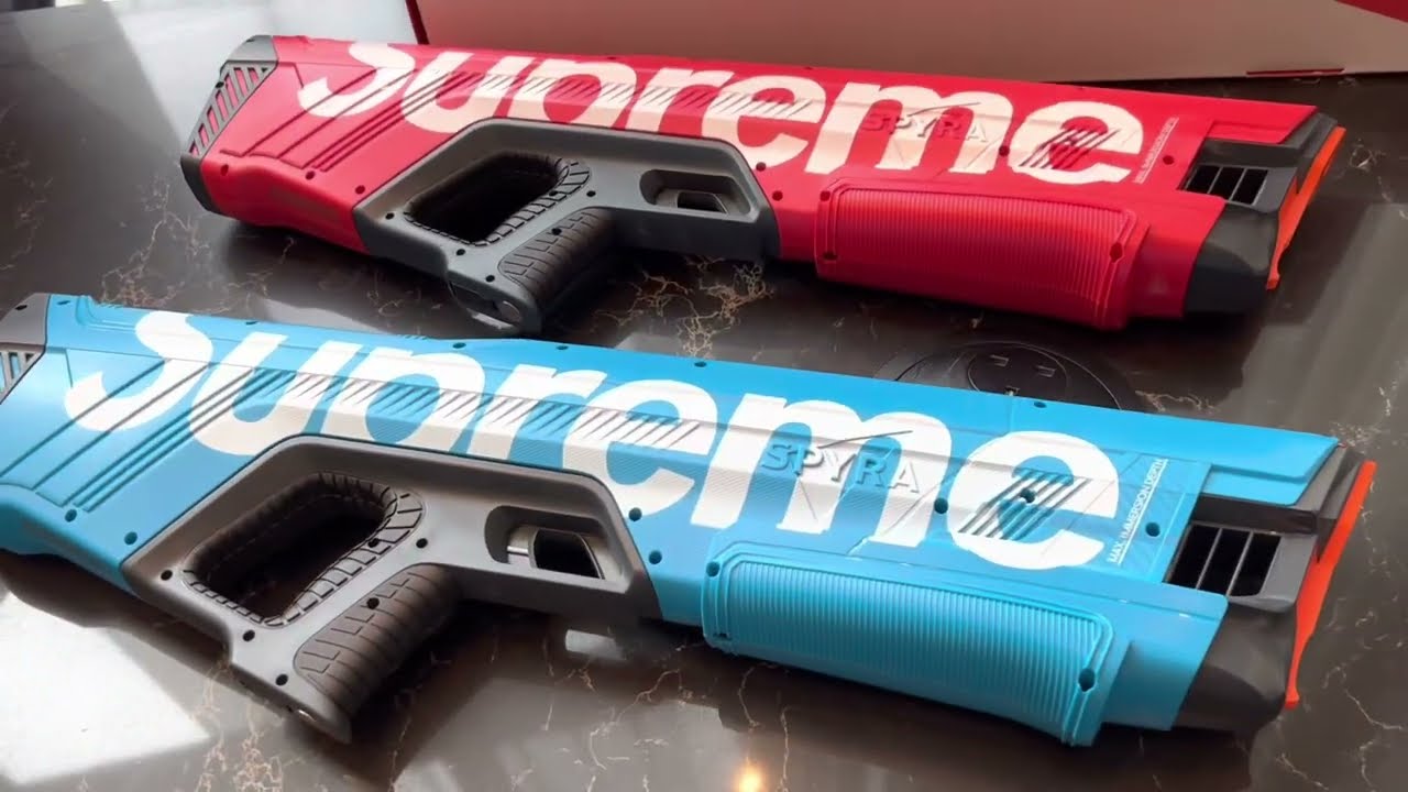 Supreme SpyraTwo water blaster | supreme SpyraTwo water gun box