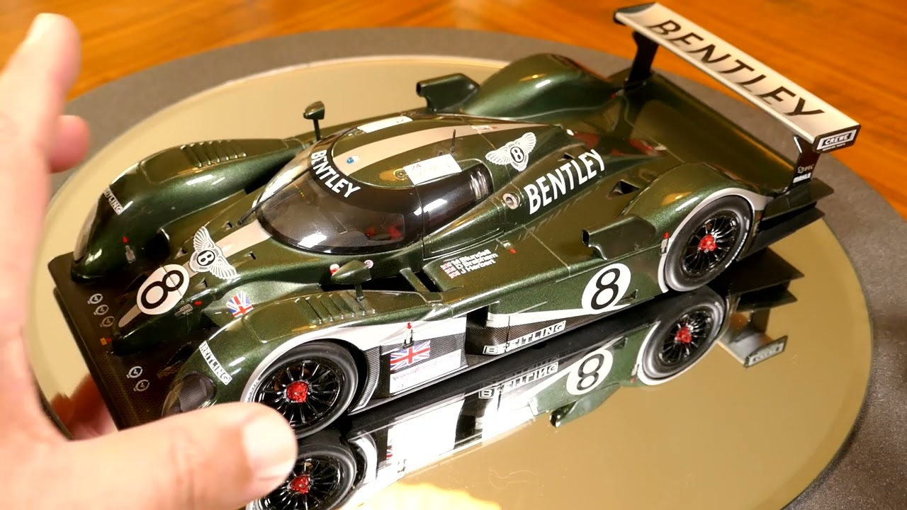 Bentley Speed 8 by AutoArt 1⁄18 diecast