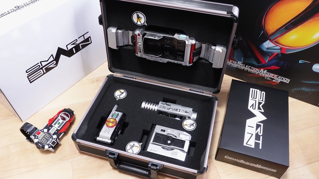 Premium Bandai Exclusive CSM Faiz Gear Box Review! Compatible with