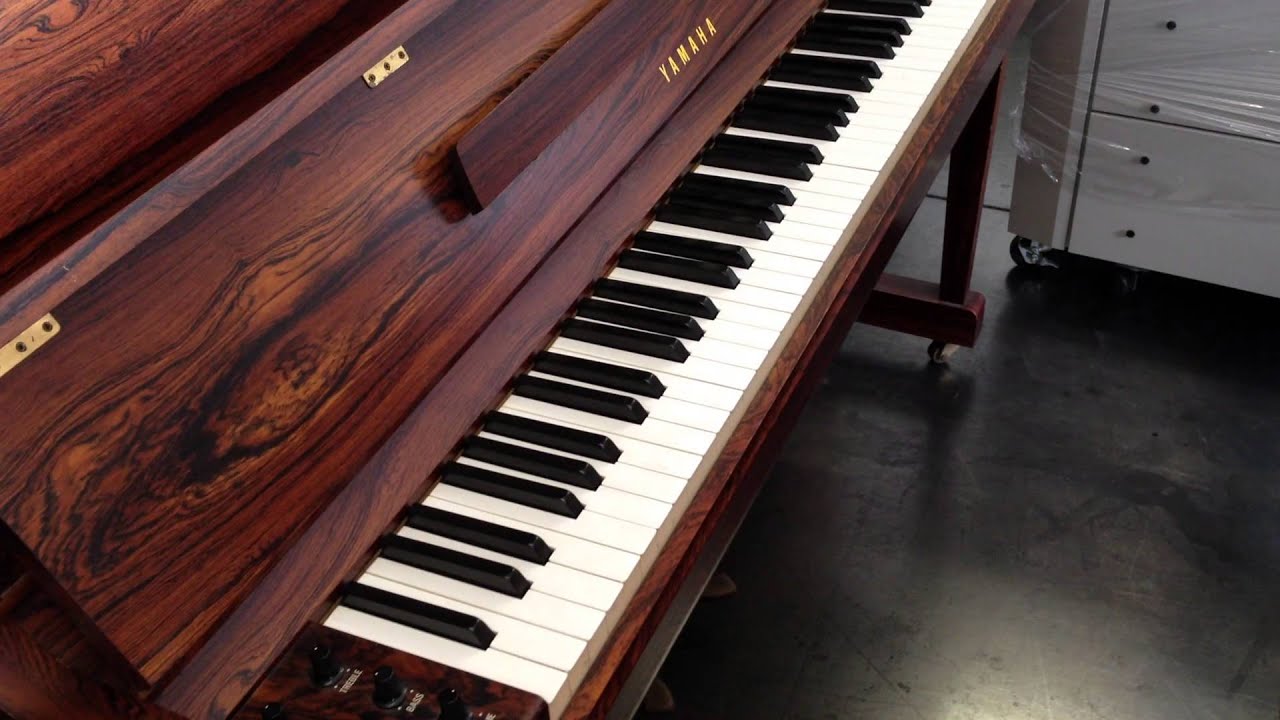 YAMAHA アップライトピアノ E-501