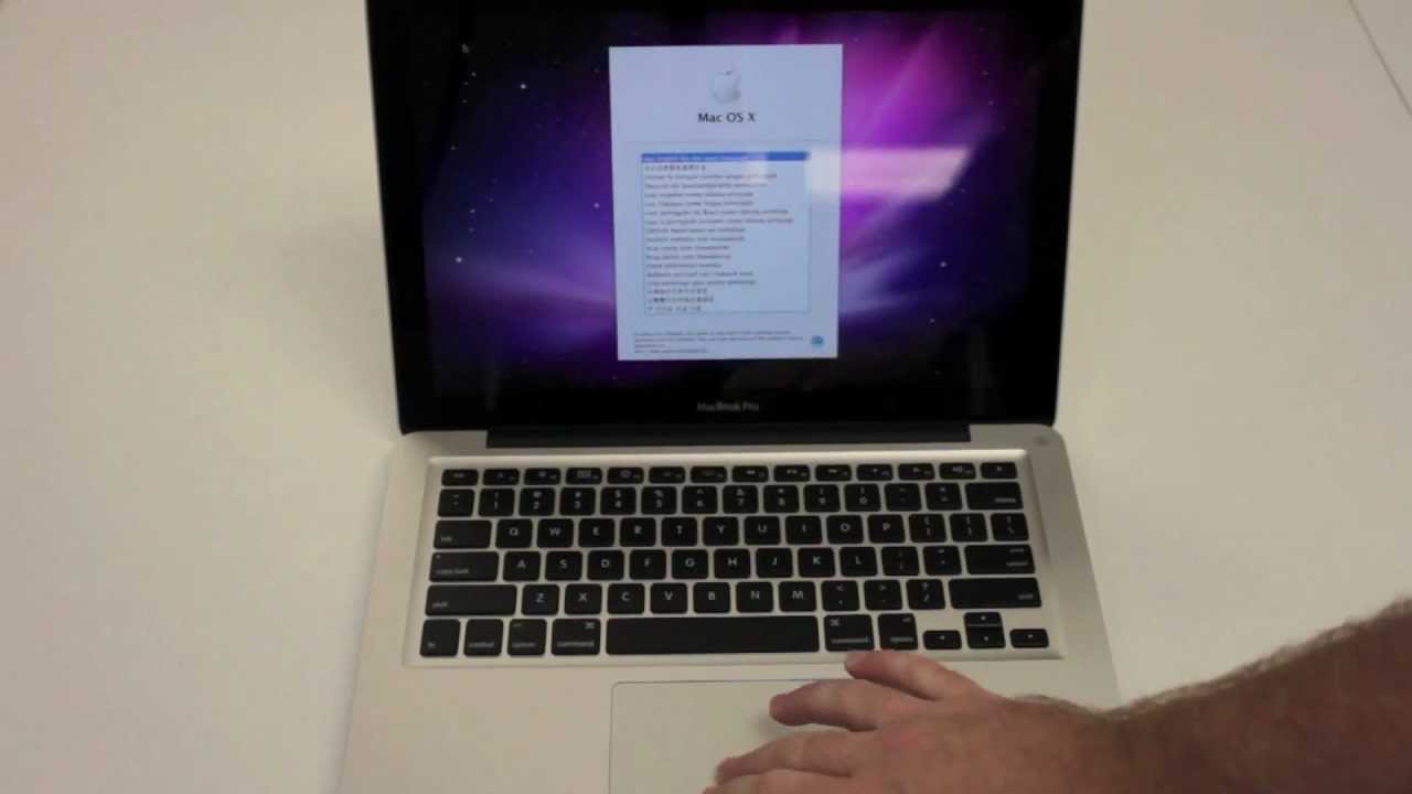 Apple MacBook Pro 13-inch (Early 2011) Unboxing and First Look