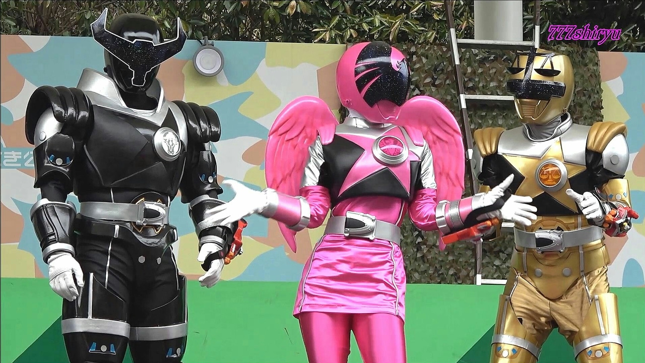 Uchu Sentai] All 9 Kyuranger members gather ☆ Super Sentai