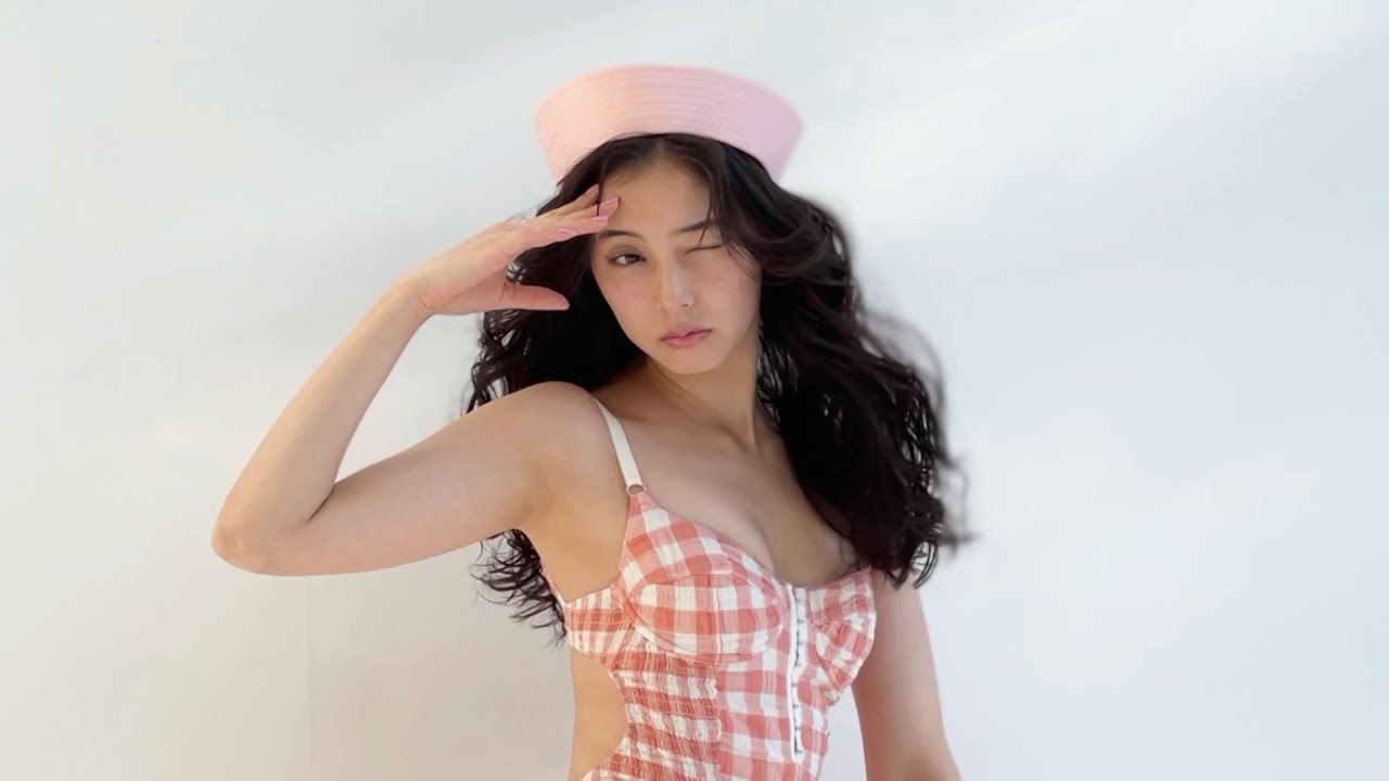 新木優子の可愛さがあふれる！“ラストかわいい”をテーマにした