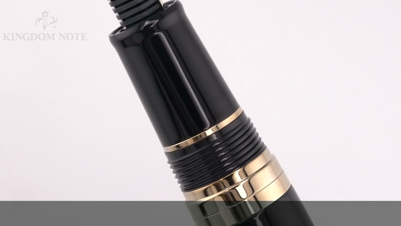 SAILOR セーラー 万年筆 伝統漆芸 麗 岩手 樹水塗 中字 - YouTube