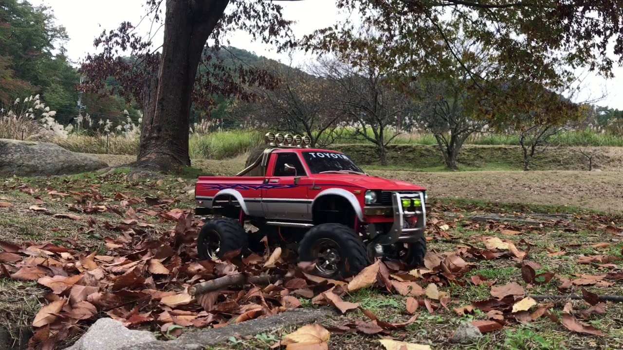 タミヤ ハイラックスハイリフト 走行編 めっちゃリアル！ - YouTube