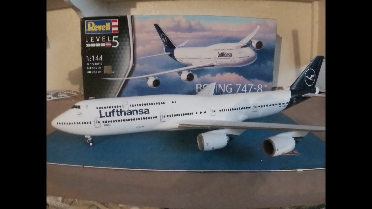 Revell 1/144 747-8 Lufthansa new livery assembly | Scale Model
