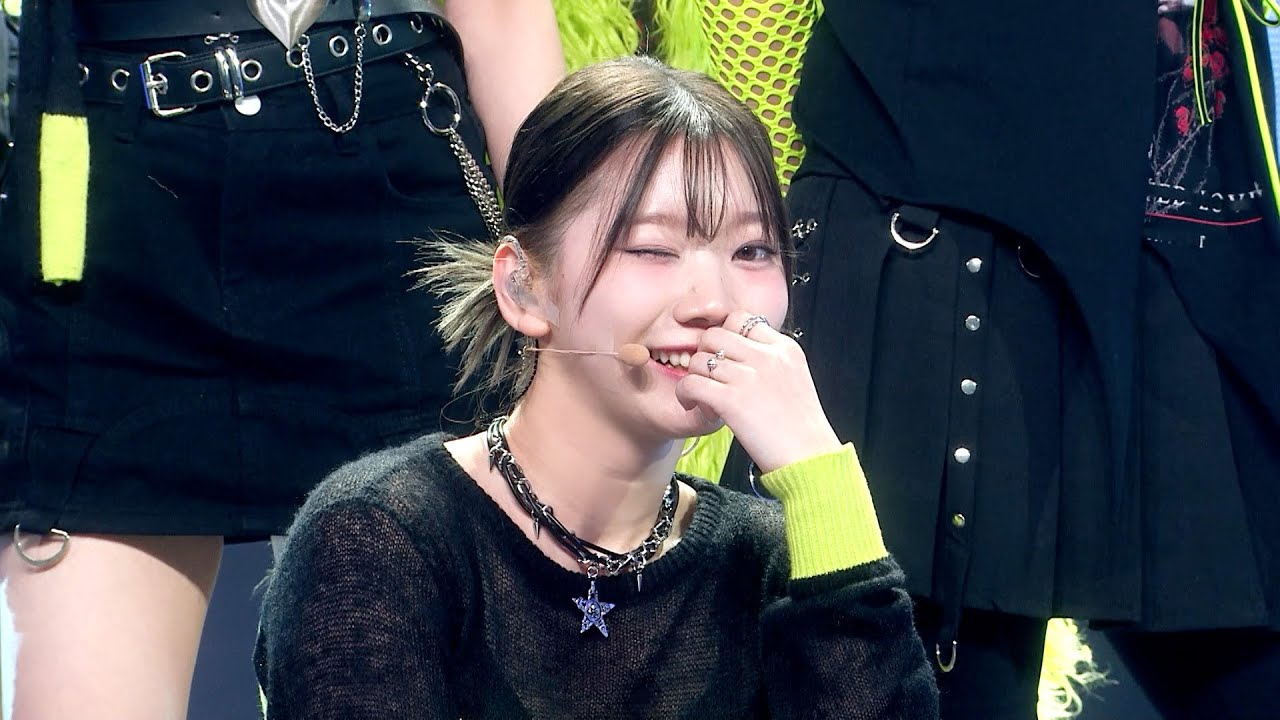 お値下げしました 小悪魔 日プ サイン入りポスター 清水恵子 清水恵子