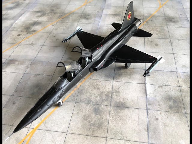 未使用品】HOBBYMASTER F-5E (MIG-28S) HA3338 F-5E Tiger II 1:72