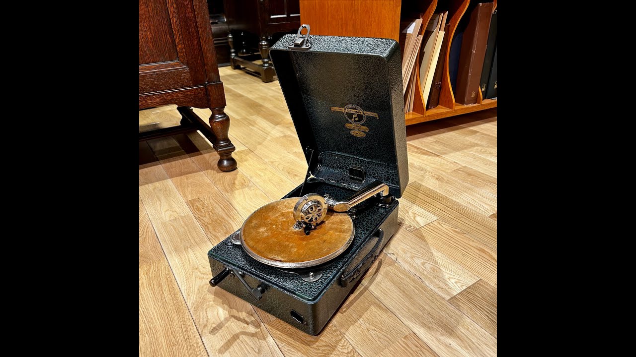 ポータブル蓄音機 Columbia No.100 演奏動画 - YouTube