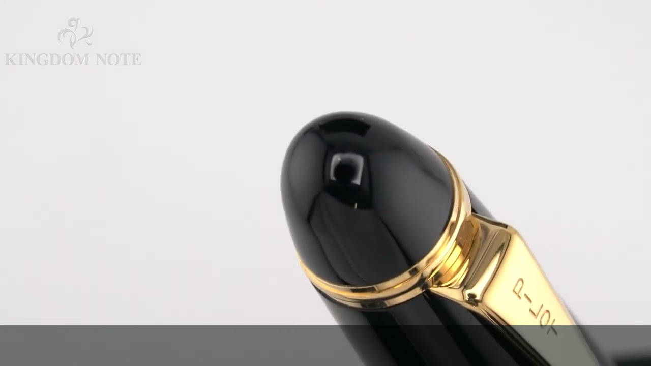 PILOT パイロット 万年筆 カスタム743 ブラック フォルカン - YouTube