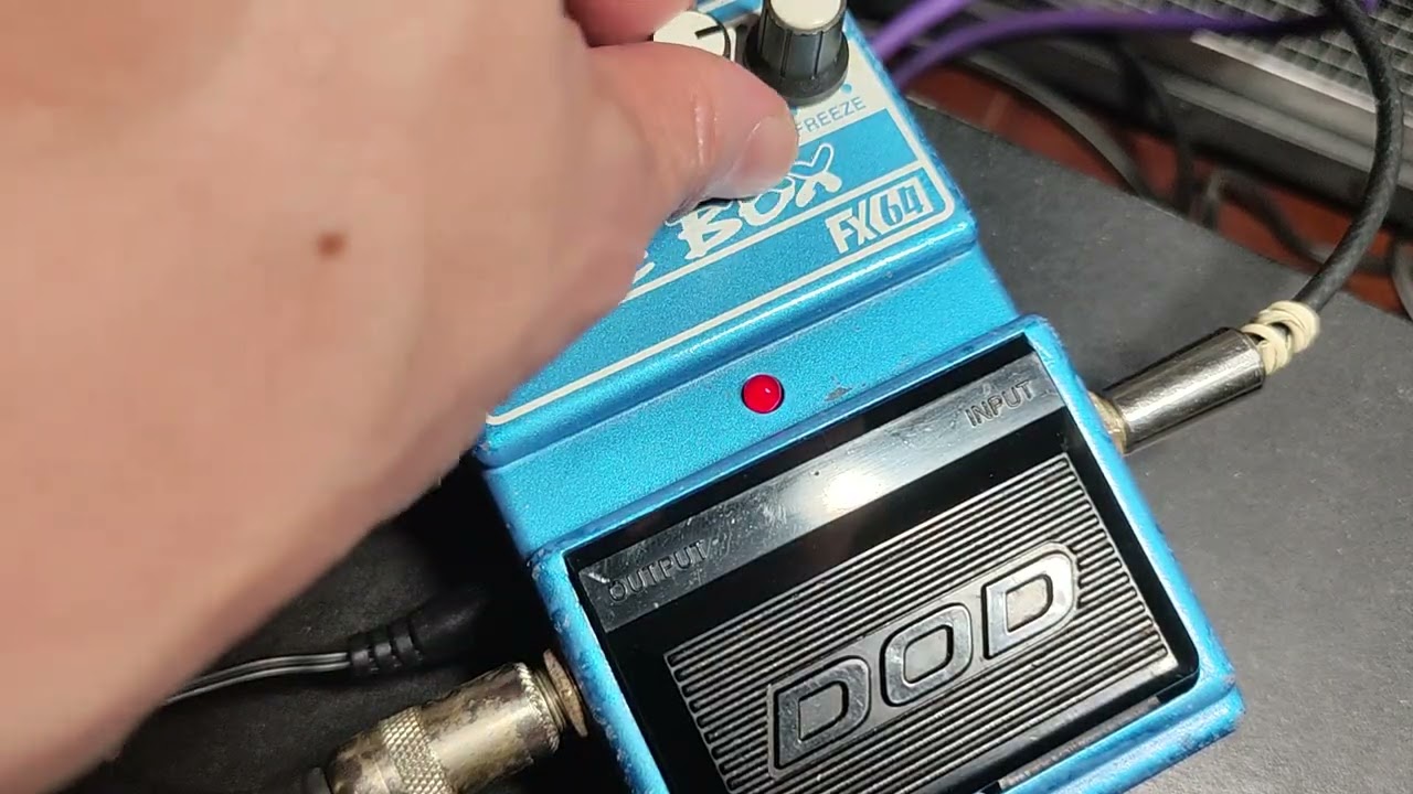 🌪️☆ DNA ANALOGIC SMOKY FUZZ - YouTube