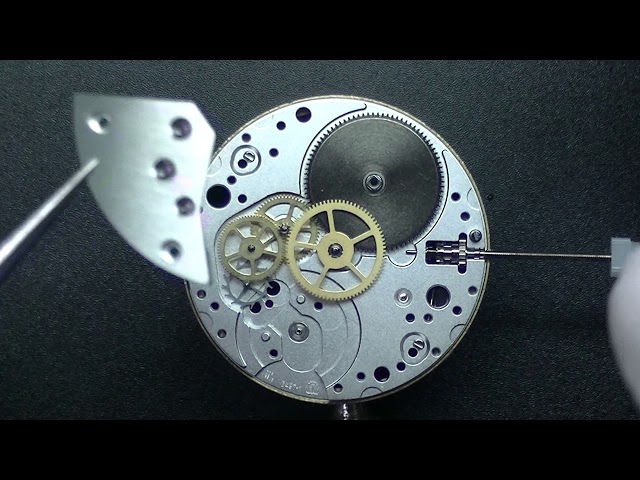 ウォッチ入門講座 Vol.1 ～機械式時計の仕組み編～ - YouTube