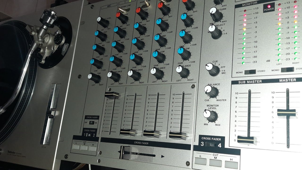 Technics テクニクス 4CH DJミキサーSH-MX1200ん