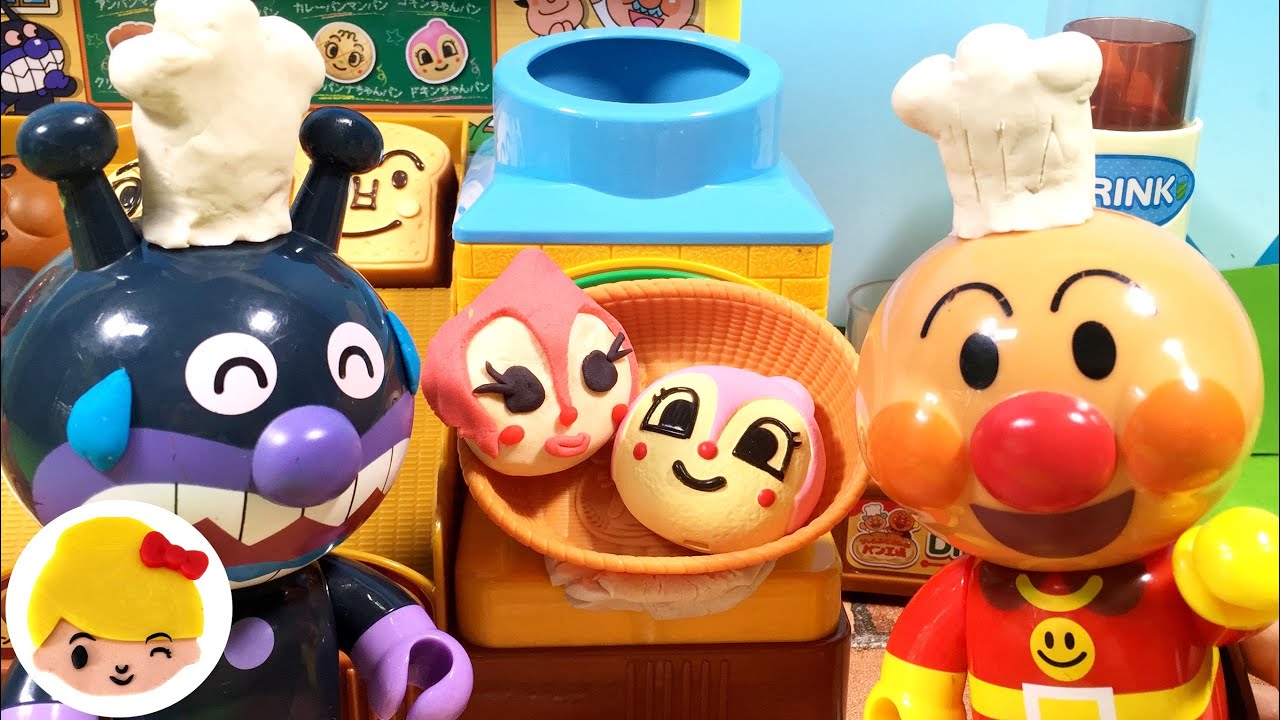 アンパンマンとバイキンマンがパンづくり対決！どちらが上手かな