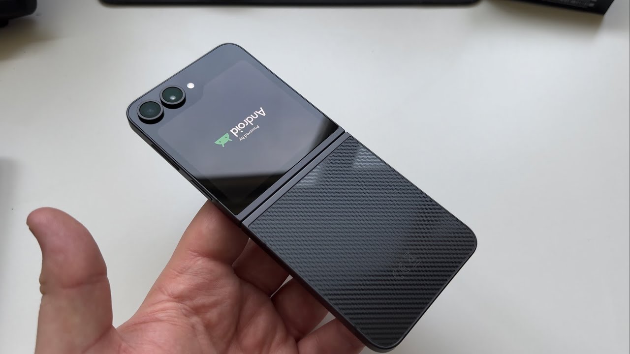 Samsung Galaxy Z Flip 6 Crafted Black Unboxing - YouTube