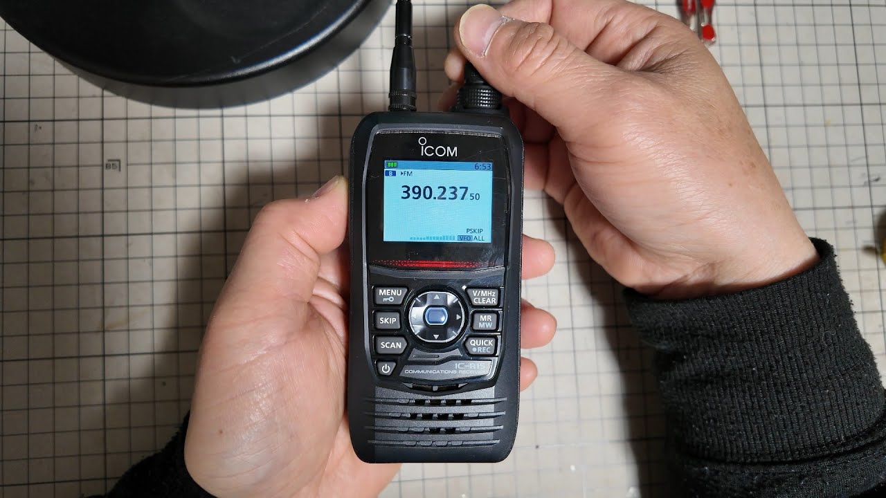 ICOM IC-R15（受信改造済）+乾電池ケース+ソフトウェア+ロッドアンテナ