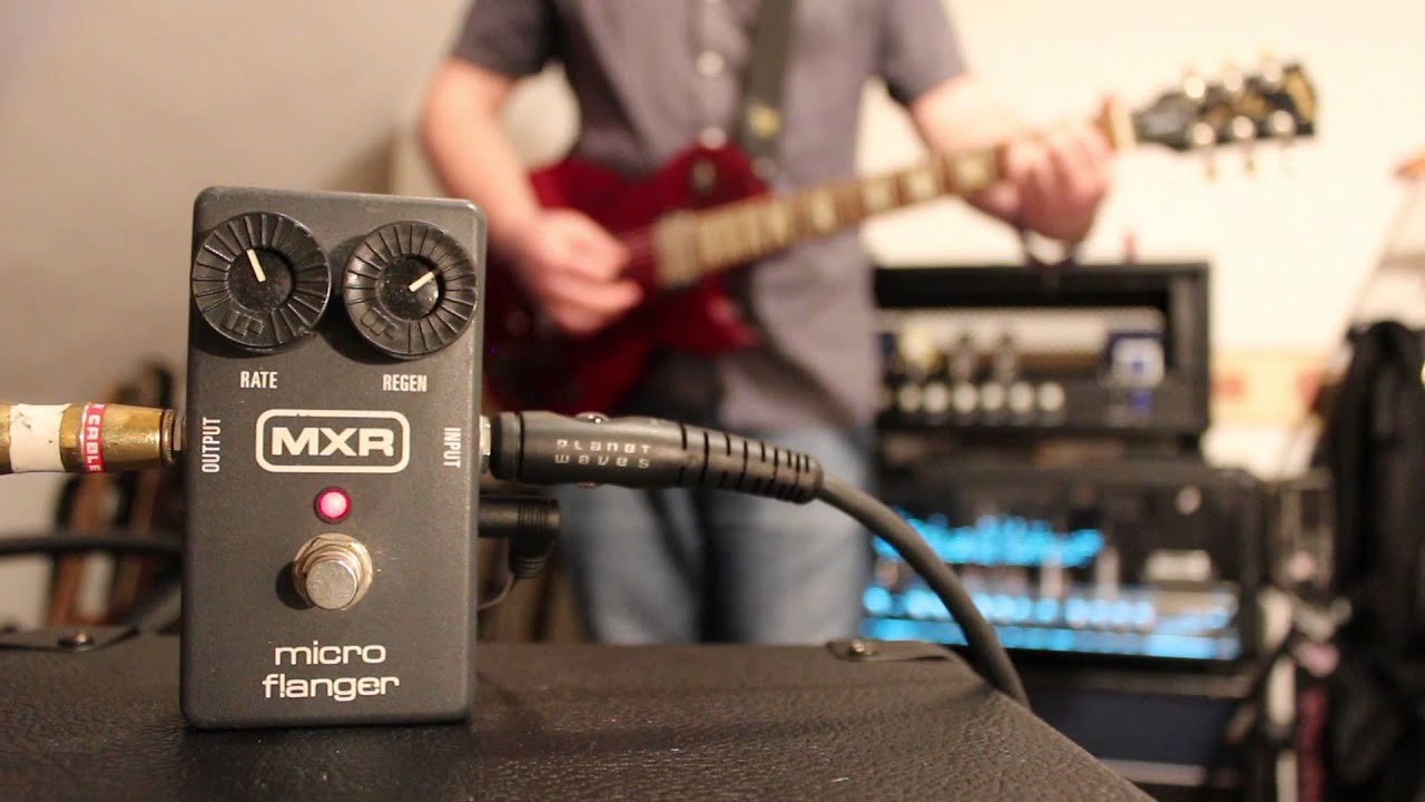MXR - Micro Flanger Demo - Dan Leggatt - YouTube
