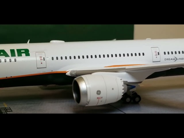 JC Wings 200 EVA Air B787-10 (Current Livery Scheme)Review (FHD