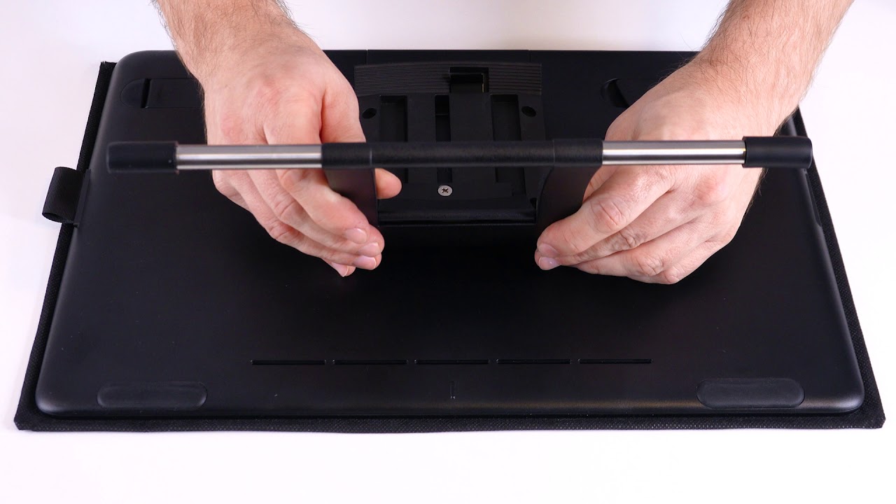 2021 純正スタンド付き Wacom Cintiq Pro 16