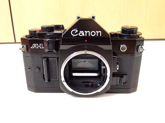 電池室に問題あり CANON A-1 SLR 35mm Film Camera - YouTube