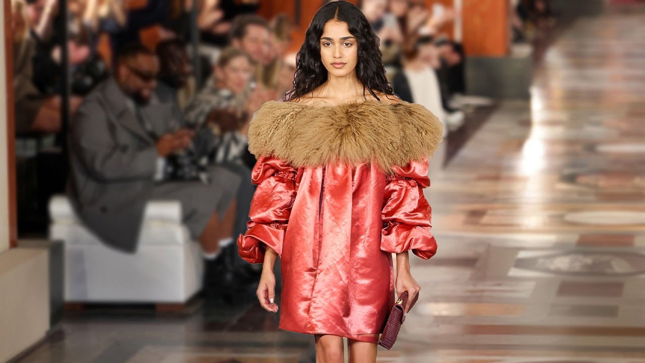 Louis Vuitton | Spring/Summer 2026 | Paris Fashion Week - YouTube