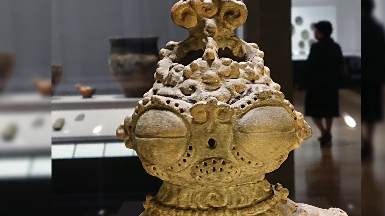 土偶》(遮光器土偶) 宮城県大崎市田尻蕪栗字恵比須田出土 - YouTube