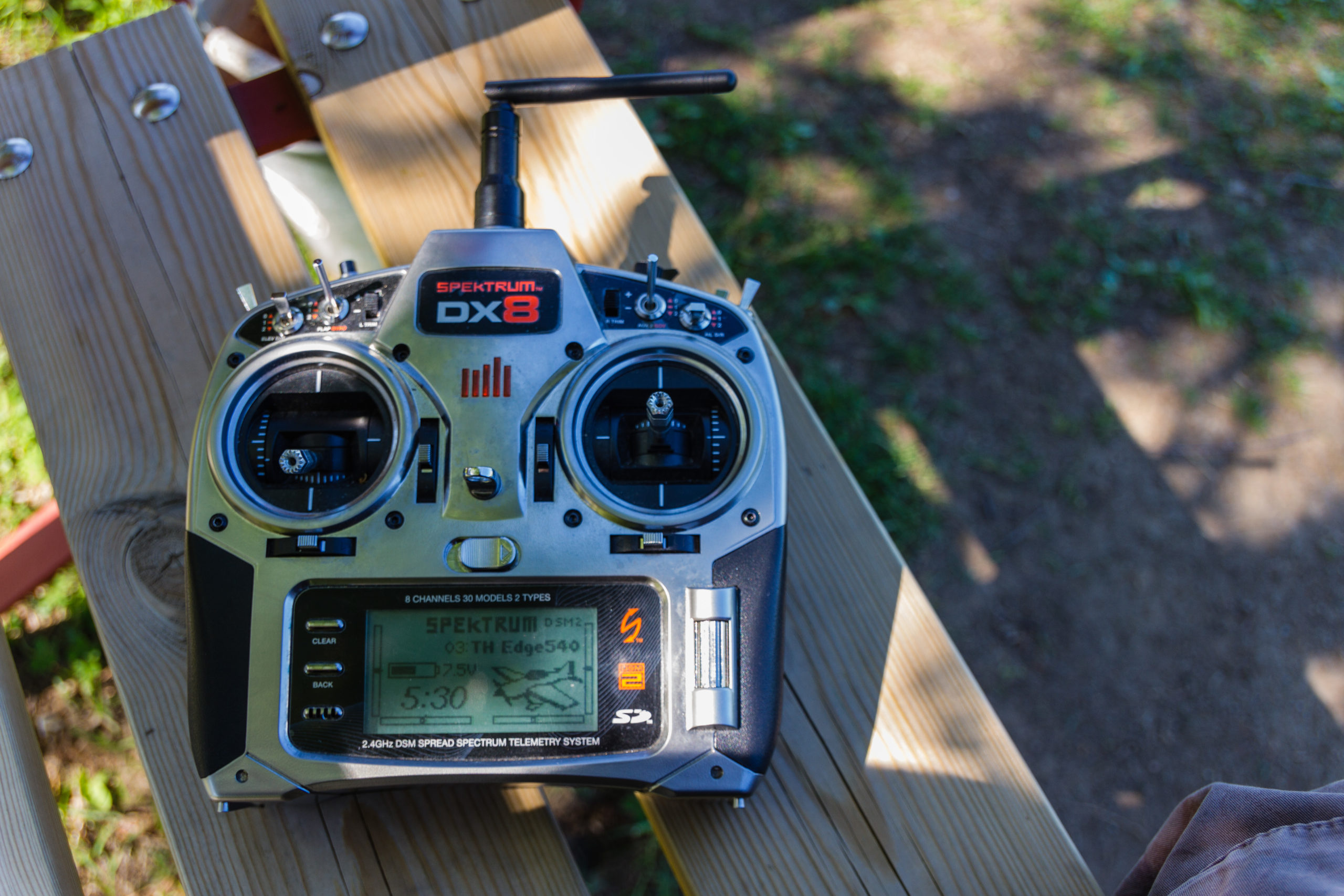 ドローン・ラジコン飛行機向けプロポ（送信機）の選び方とおすすめ4選！