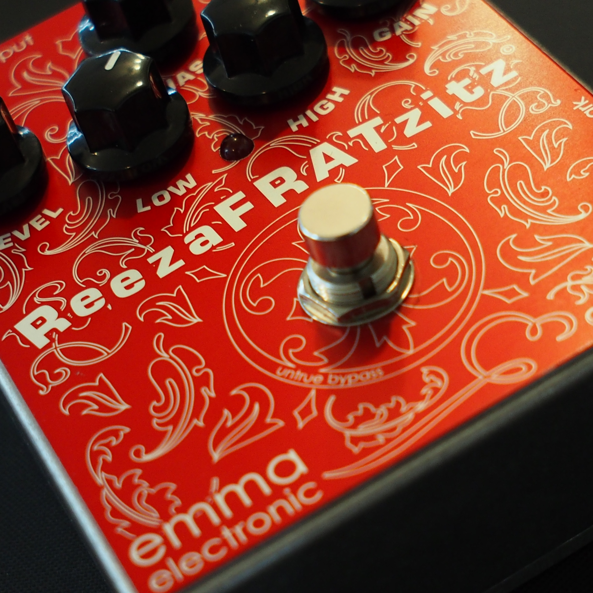 買取情報】エマの人気ディストーション！『EMMA electronic