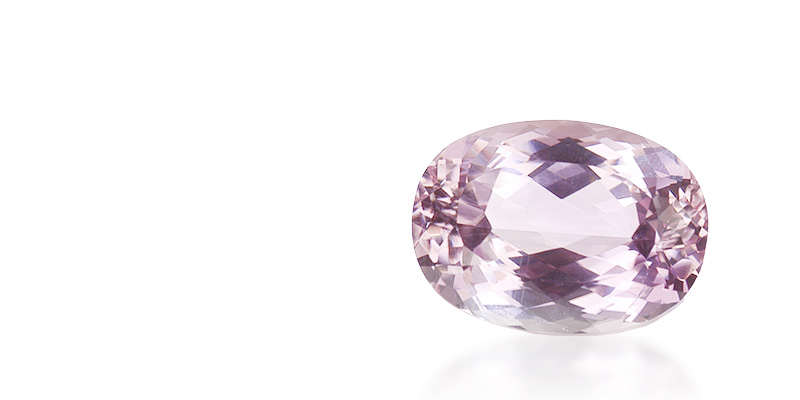 クンツァイトの特性、特徴、希少性、石にまつわる伝説について