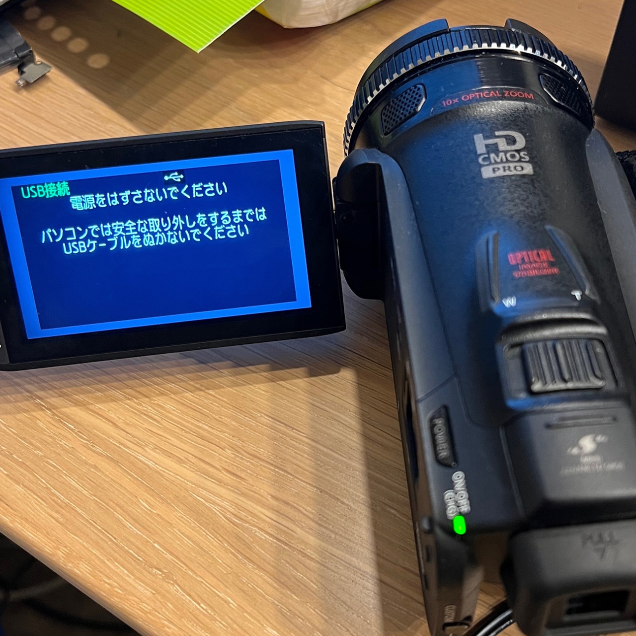 CANON iVIS HF G10 家庭用ビデオカメラからMacへの動画抽出にはiMovie