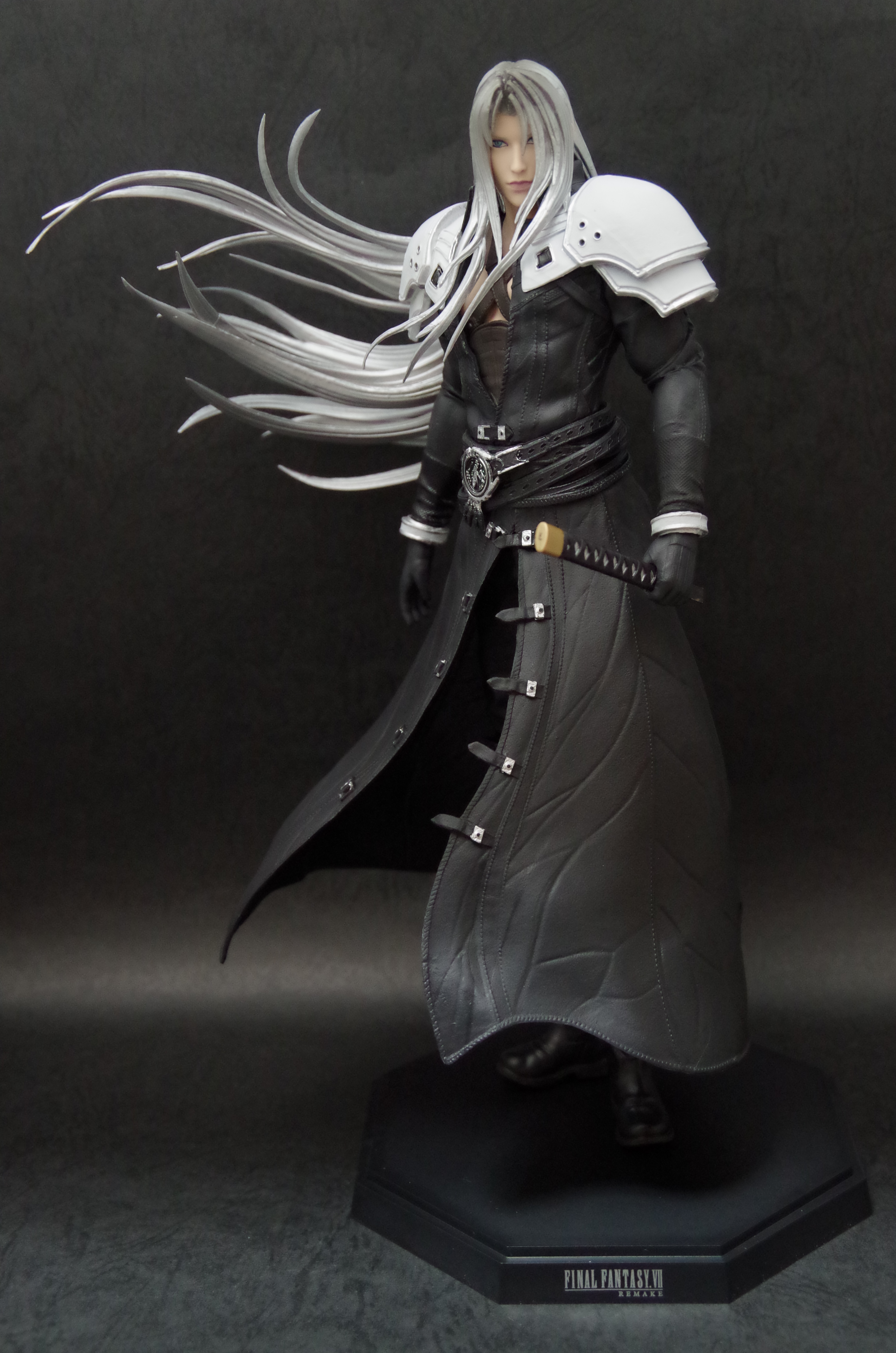 FF7REMAKE 発売記念くじ エンド賞 セフィロス | フィギュアレン