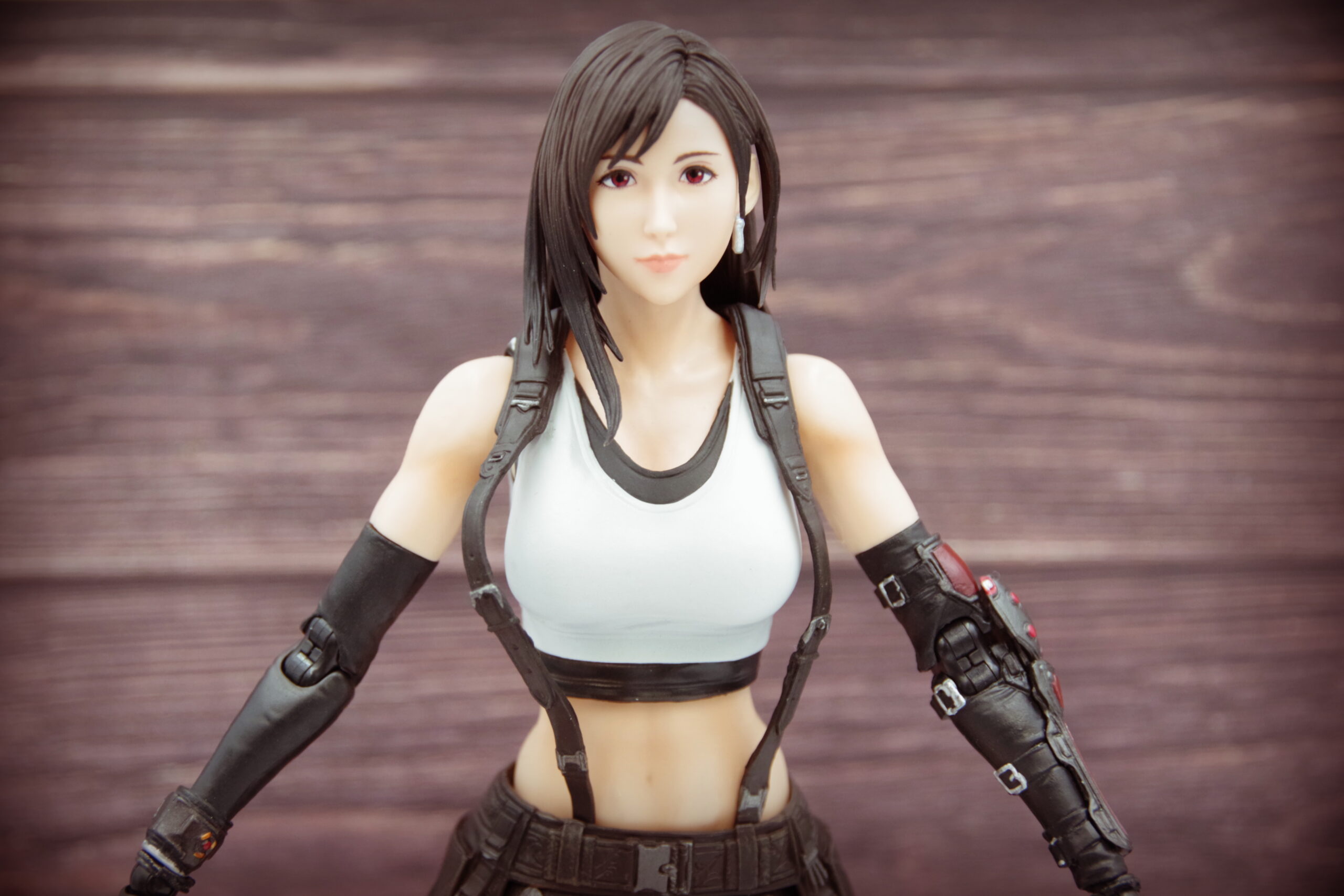 新品】ファイナルファンタジーVII PLAY ARTS改 ティファ プレイアーツ