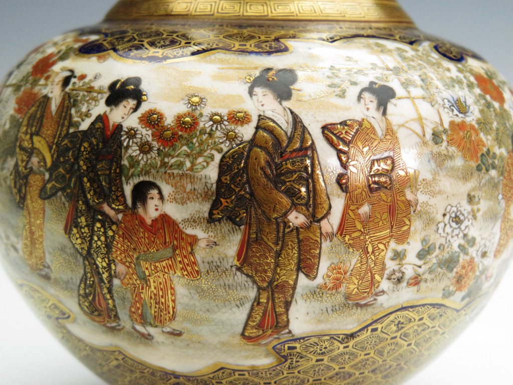 薩摩焼 花見図花瓶 骨董 里帰り 明治 R1573ダS 薩摩焼 花見図花瓶 骨董