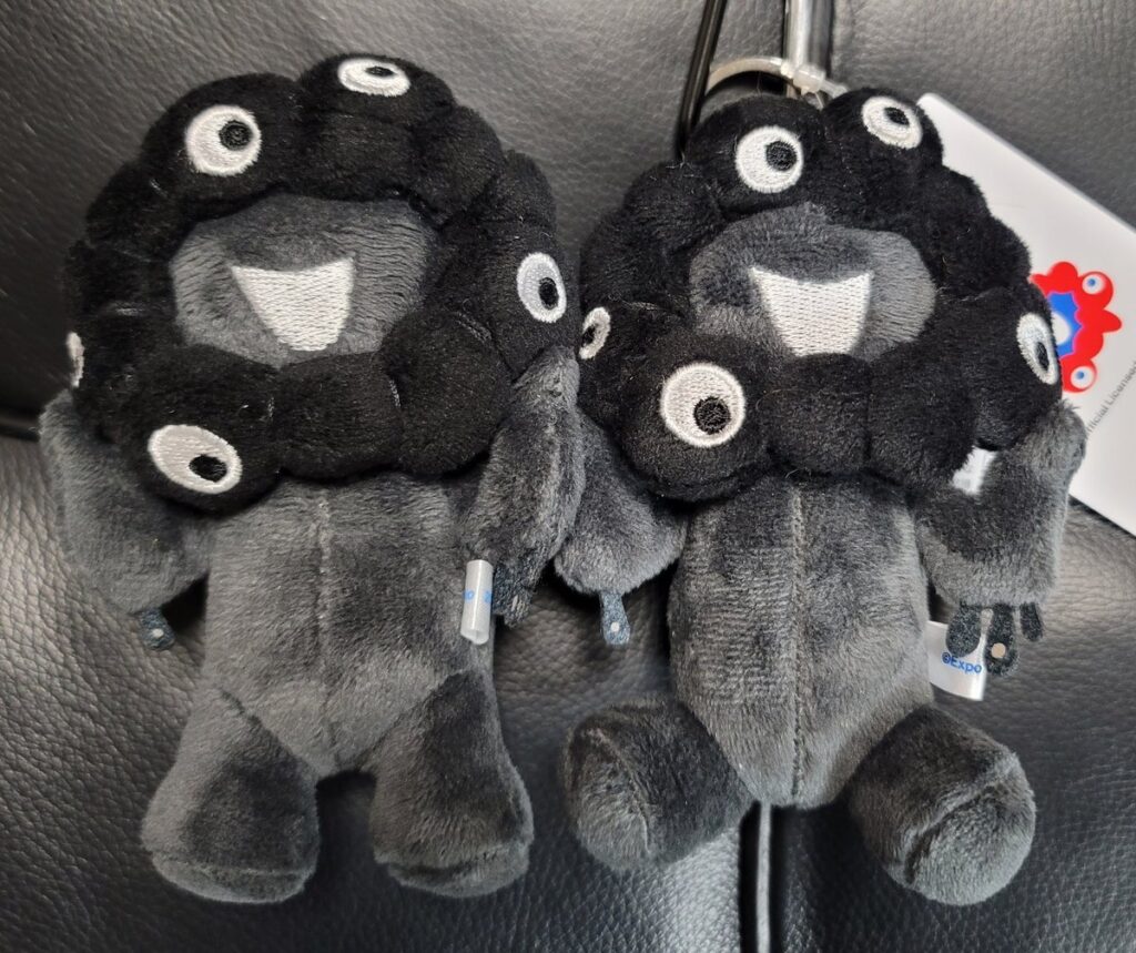 ストア 万博限定【新品/Lサイズ】EXPO2025 ミャクミャク 黒ミャク