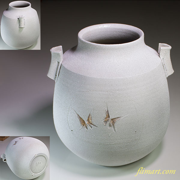 蝶 背戸窯 加藤釥 作 蝶々 希少 陶板 の 壁掛け です。 蝶 背戸窯 加藤