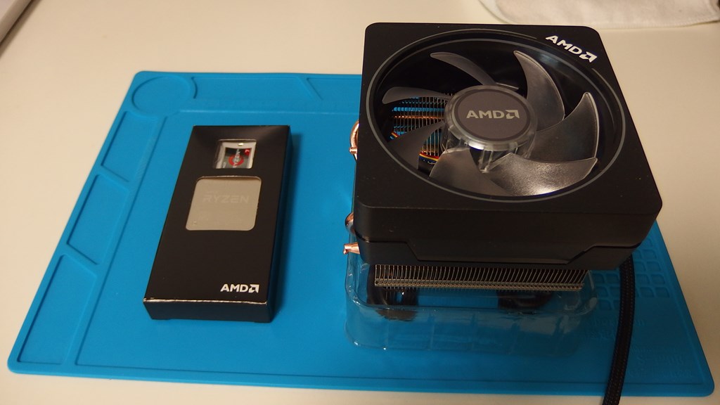 AMD Ryzen 7 3700X BOX FAN無し AMDRyzen 7 3700X (箱 CPUクーラーなし