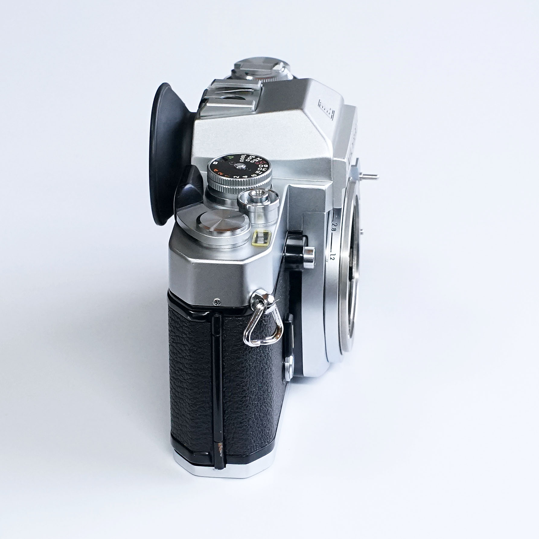 完動品 Nikomat EL＋35-105mmレンズセット 1073 完動品 Nikomat EL＋35