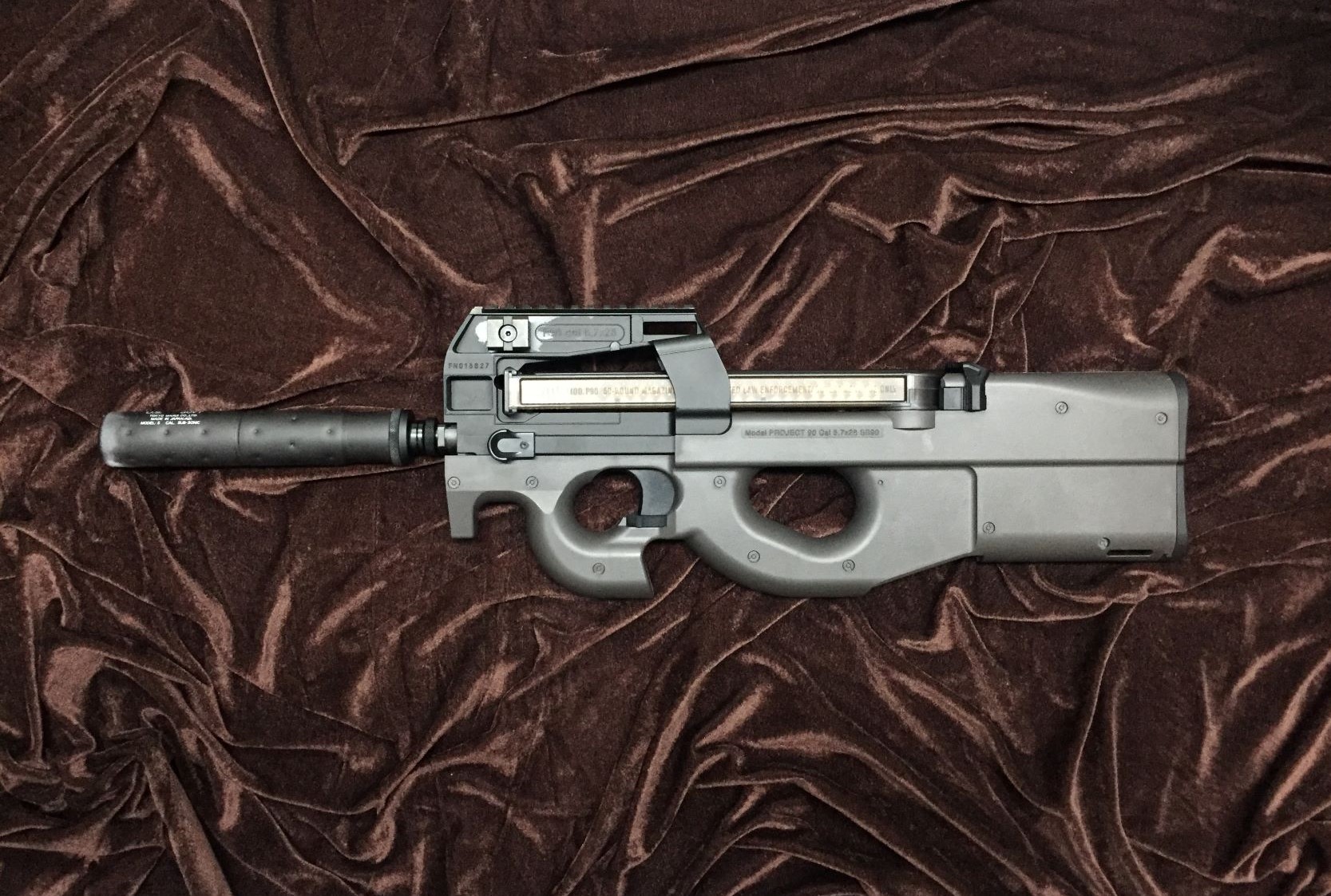 P-90 エアソフトガンカスタム品